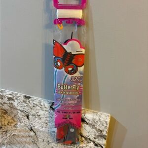 Butterfly DLX nylon kite, 32 in